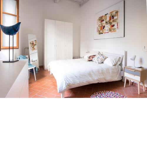 Designer Apartment in Central Florence - hosted by Sweetstay