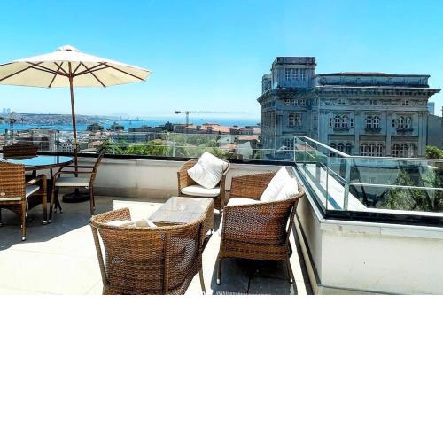 Designer loft with stunning views in Nisantasi