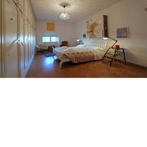 Designer Penthouse Dome Square