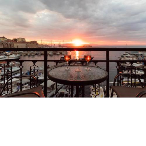 Destino Home overlooking the Venetian Port of Chania