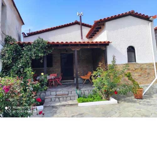 Detached House in Sykia