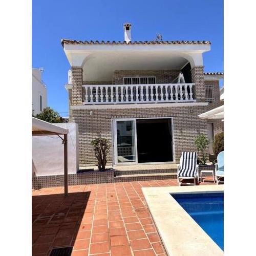 Detached Pool Villa, idyllic setting 450m to beach