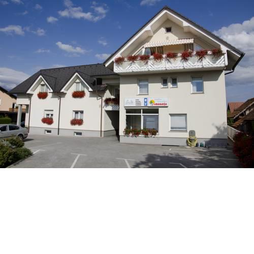 Dežman Bed & Breakfast