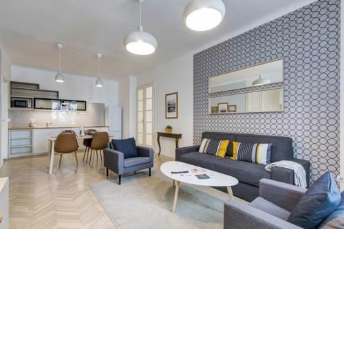 d.Five Gálya Apartment