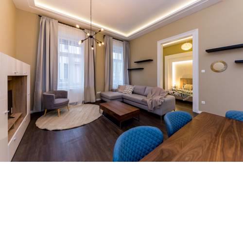 d.Five Gold Apartment