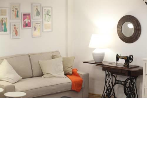 d.Five Tailor Apartment in the Center