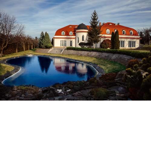 Diamond House