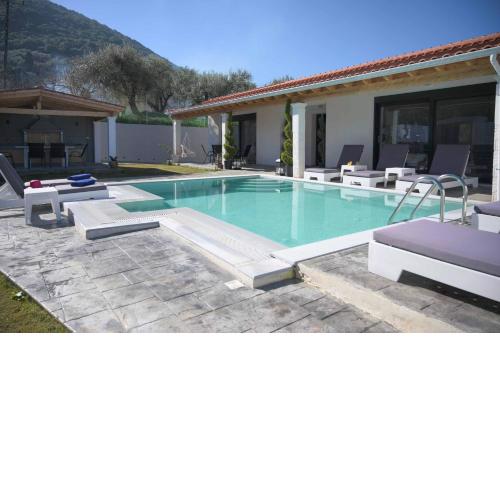 Diamond Luxury Villa Corfu 5 Bedroom Luxury Villa