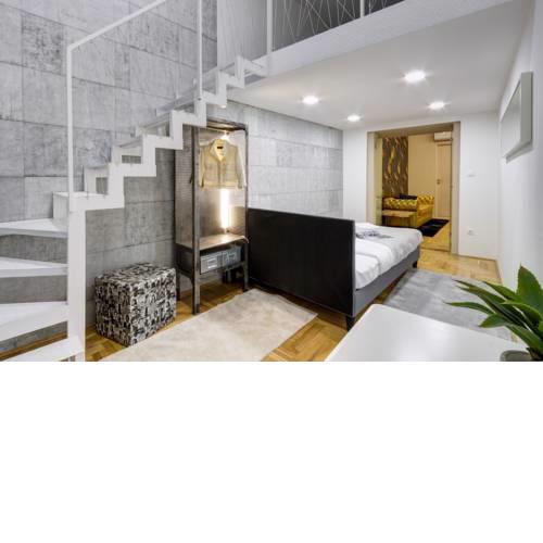 Diamond Residence - Josephine Apartment