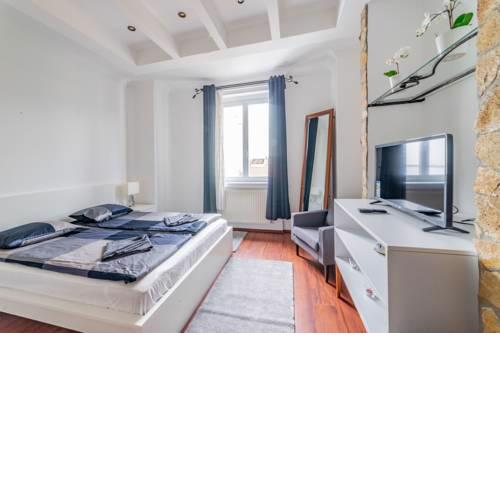 Diamond Residence - Logodi Tower Apartment