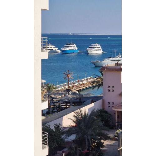 Diamond resort