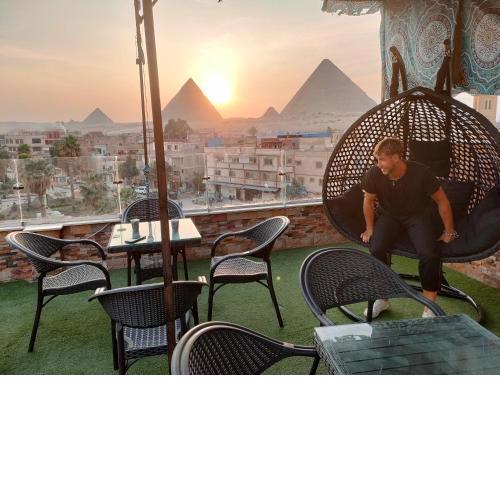 Dias felices pyramids inn