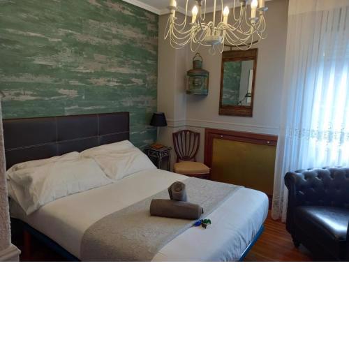 Diego's Vintage Apartment