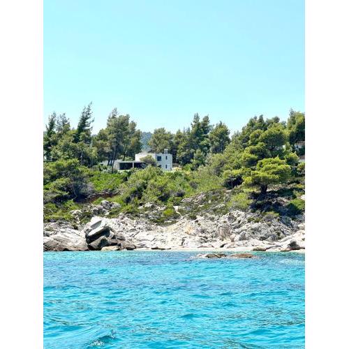 Dilean luxury villa