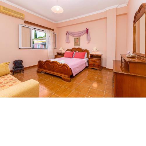 Dimitra House - Corfiot country side getaway