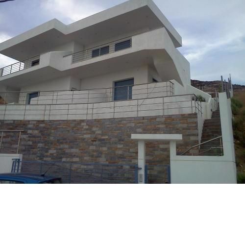 Dimitris House