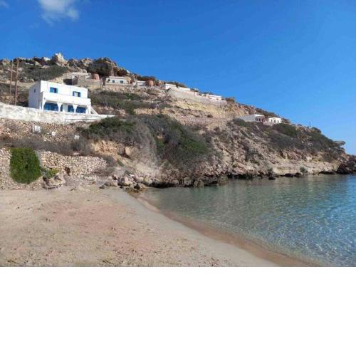 Dina's Beach House
