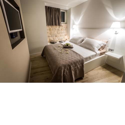 Diocletian Luxury Room