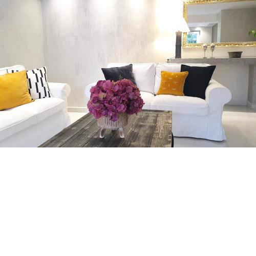 Dioni Luxury House