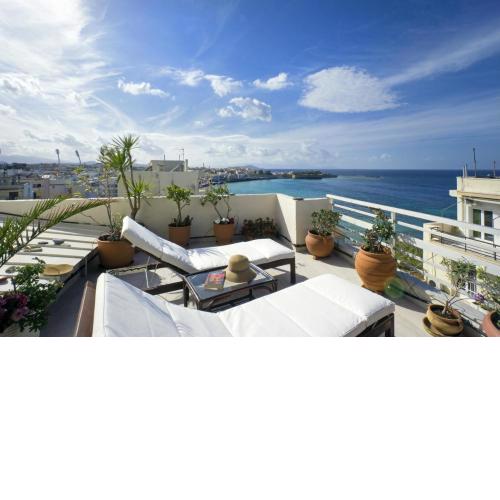 Diotima - Astonishing seaview