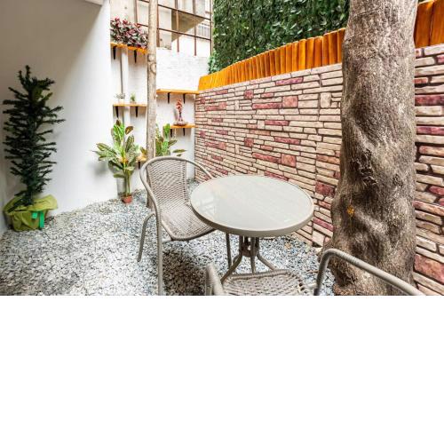 Distinguished Flat with Backyard in Sisli