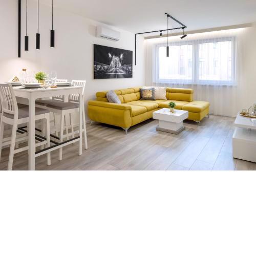 Divat Apartments - Győr Center - Mélygarázs