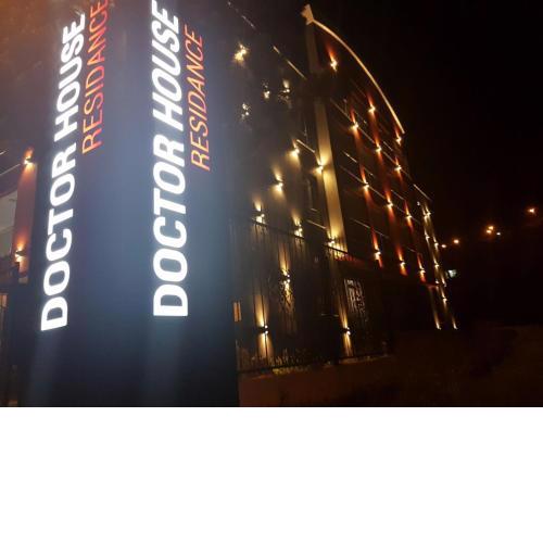 Doctor House Hotel