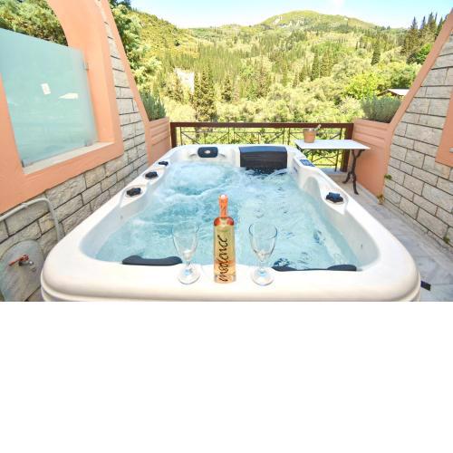 Doliva Anthi with private jacuzzi