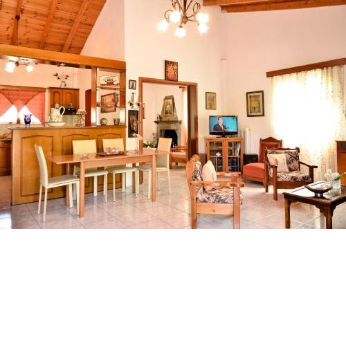 Doloi garden house