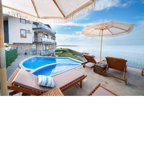 DOLPHIN BAY BOUTIQUE COMPLEX Sozopol