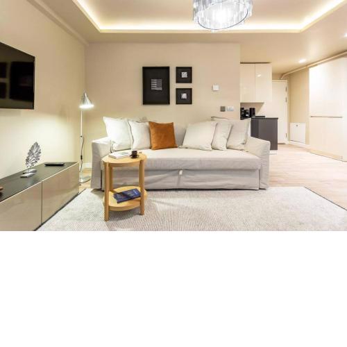 DOM House - New Residence Apartment in Cihangir