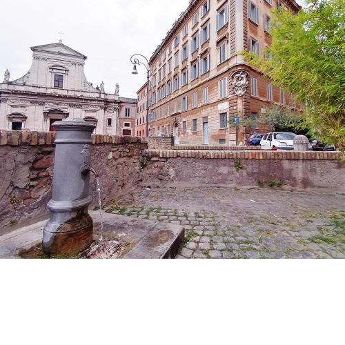 Domus Almapetra ai Fori Imperiali