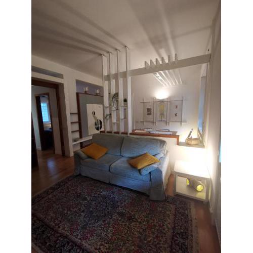 DOMUS B