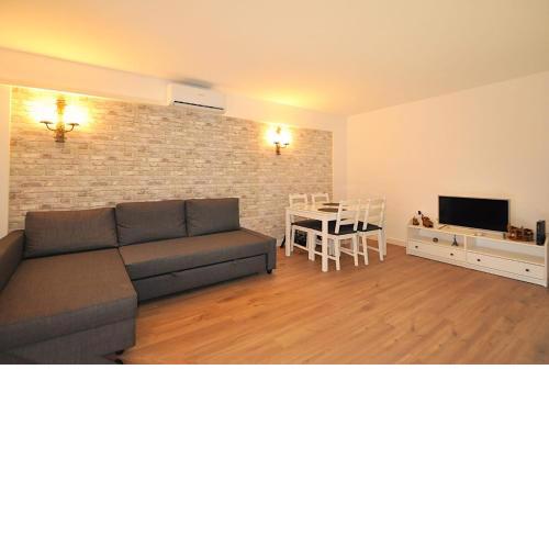 Domus