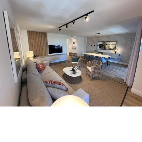 Donoso Cortes & Free parking by ELE Apartments