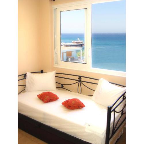 Dorana Apartments & Trekking Hotel