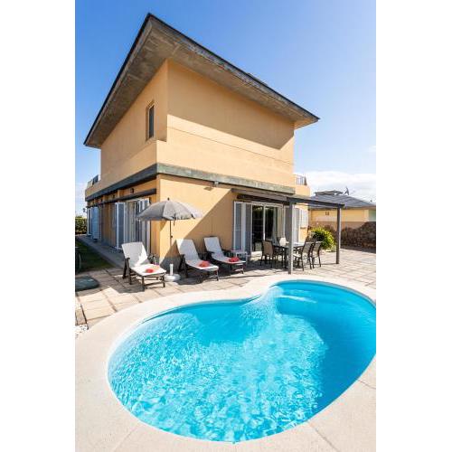 Dorina - Vivienda vacacional con piscina privada