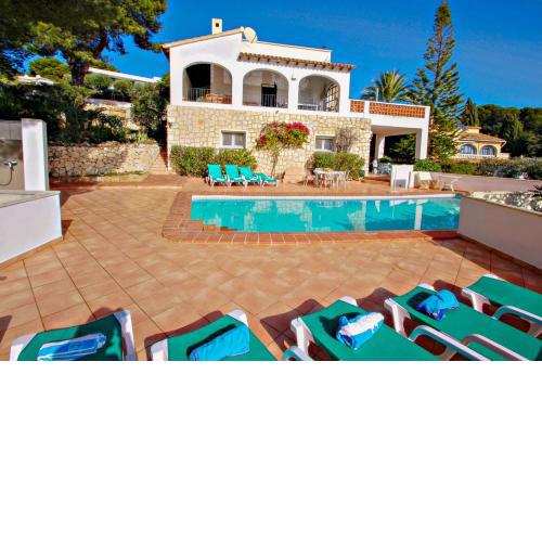 Dos Chicas - sea view villa with private pool in Moraira