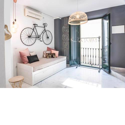 Dos de Mayo Loft by Valcambre