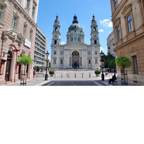 Downtown, Basilica Chic, 1 bedroom Apartment with Balcony