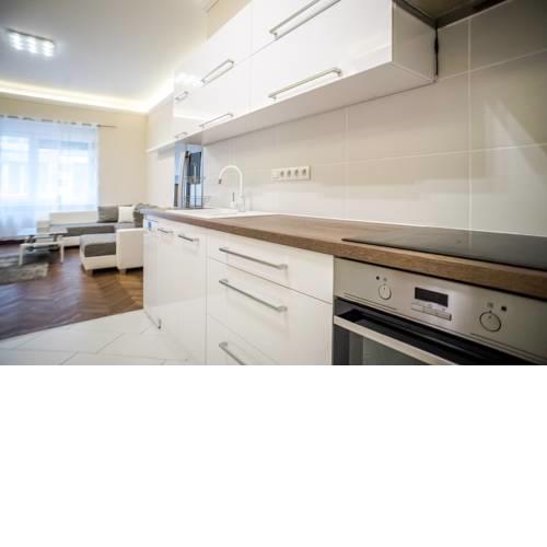Downtown Szemere Apartment