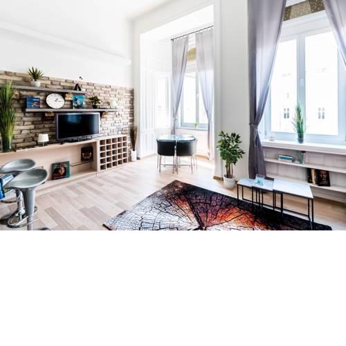Dream Home Apartment