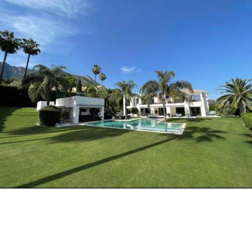 DreamHomesByMaria in Sierra Blanca
