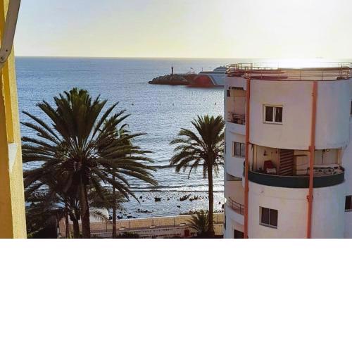 DREAMY SUNSET, SeaFront, Direct Access To The Promenade, PARKING