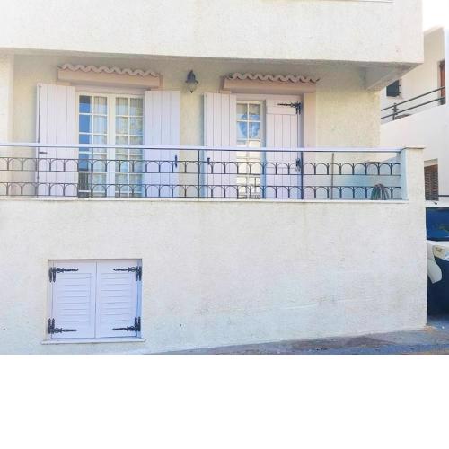 Dryades House in Kinidaros
