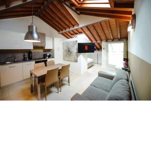[DUOMO] Elegant Penthouse