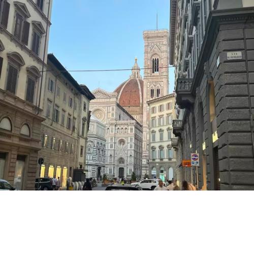 Duomo Florence Apartment