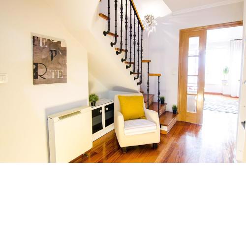 Duplex acogedor CAMINO INGLÉS a 10 min de Santiago