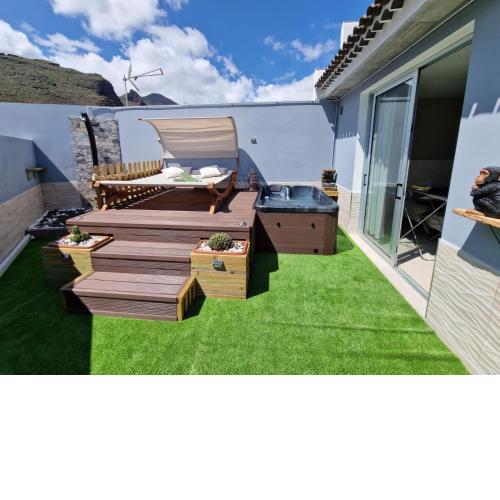 Dúplex de 2 habitaciones y dos baños con ducha solar