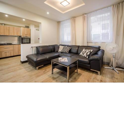 Duplex Home in Kiraly street